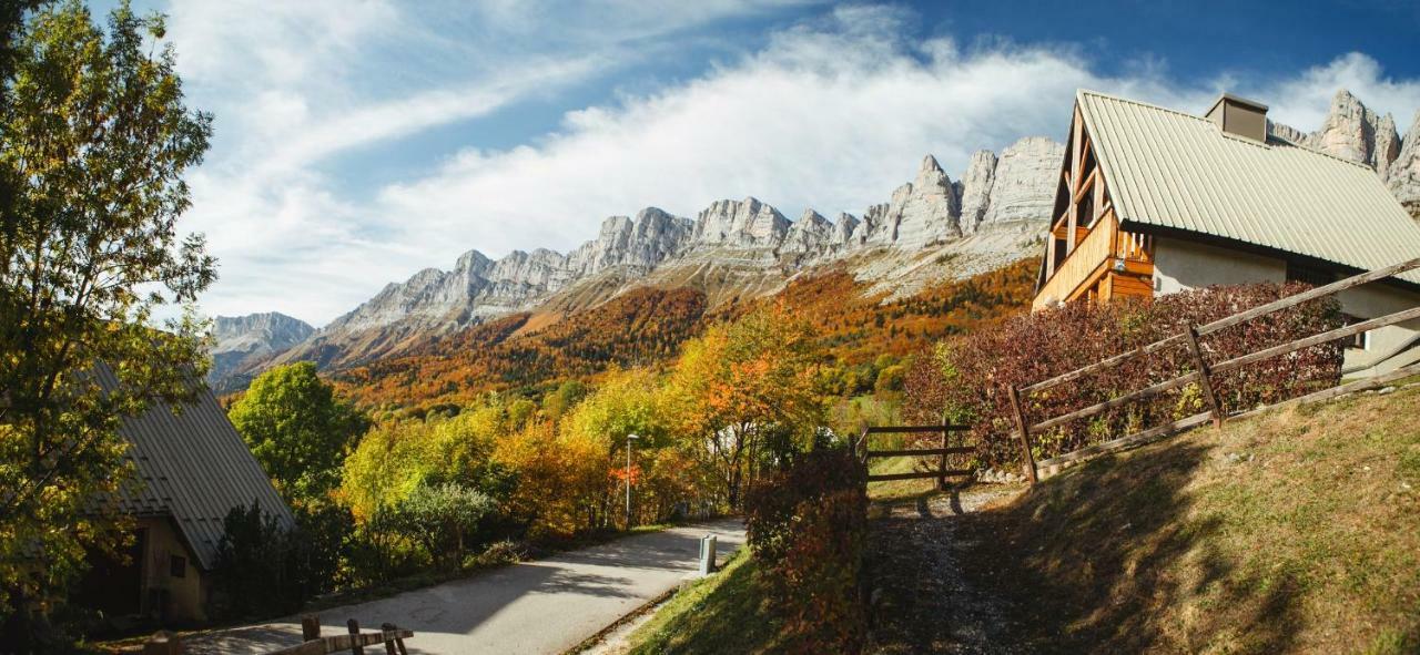 Eterpa Les Chalets De Pre Clos En Vercors Saint-Andéol Eksteriør billede